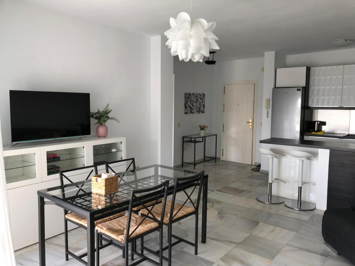 Apartamentos Costa Lago Playamar Torremolinos Exterior photo